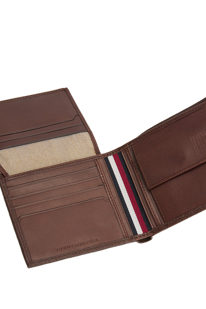 PREMIUM LEATHER CC FLAP AND COIN hnedá