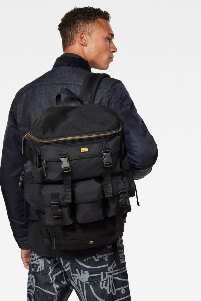 Estan detachable pocket backpack čierny