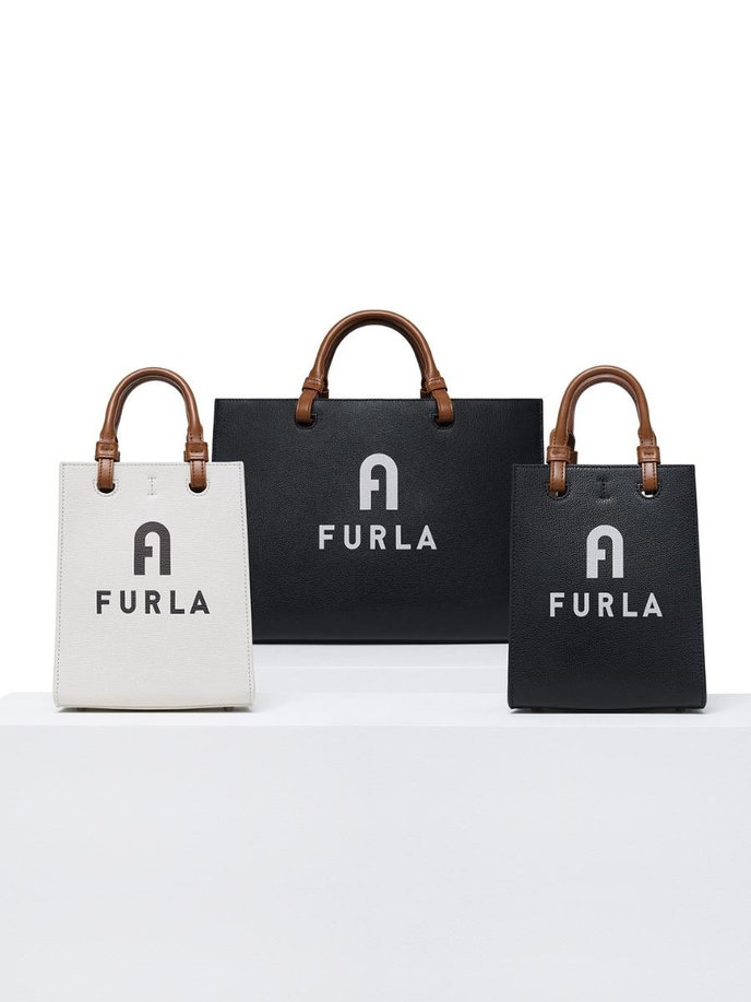 FURLA VARSITY STYLE L TOTE N/S 31.5 čierna